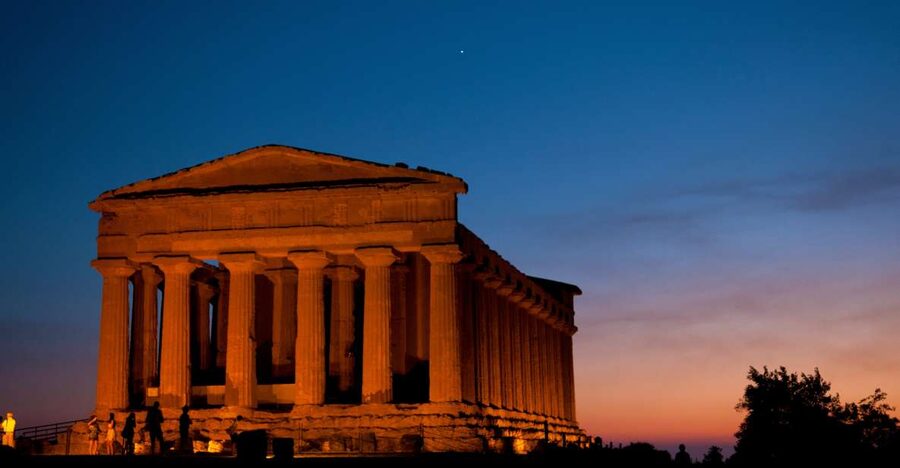 Agrigento: Valley of the Temples Skip-the-Line Sunset Tour - Skip-the-line entry and the security reality check