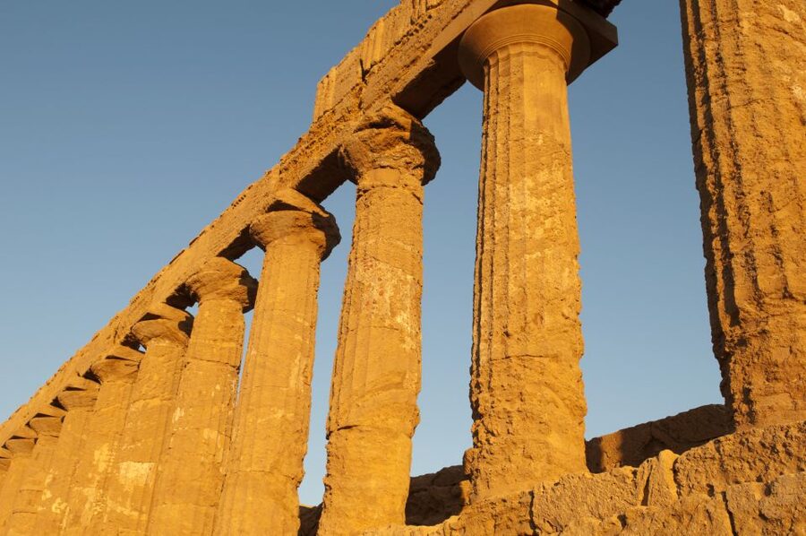 Agrigento: Valley of the Temples Skip-the-Line Sunset Tour - Temple stop by stop: what to look for at each moment