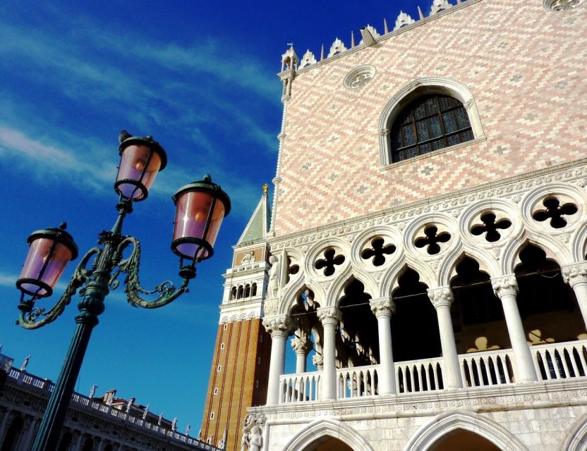 All-Inclusive Tour: Doge Palace, St Mark's Basilica & Square - St Mark’s Square to Venice’s Narrow Streets: Getting Your Bearings Fast