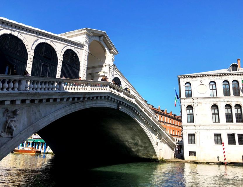 All-Inclusive Tour: Doge Palace, St Mark's Basilica & Square - Bridge of Sighs: When the Palace Story Turns Harsh