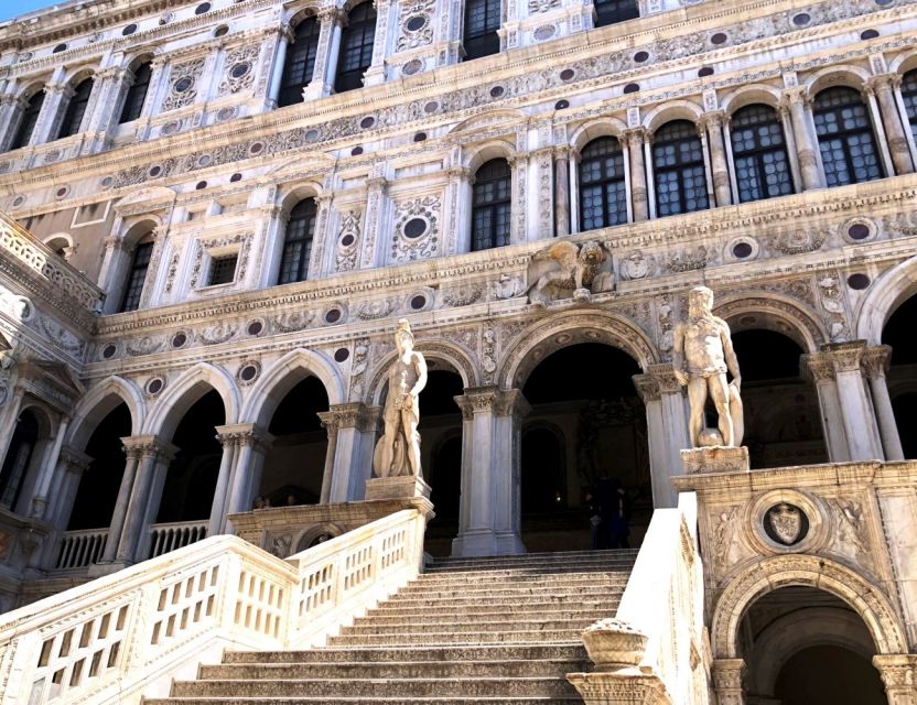 All-Inclusive Tour: Doge Palace, St Mark's Basilica & Square - Santa Maria Formosa and Campo SS. Giovanni e Paolo: The Story in the Streets
