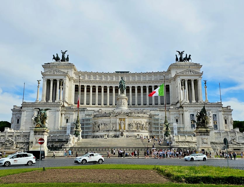 Alternative Walking Tour of Rome's City Center & Hidden Gems - Monastery stop and papal private gardens admission: the long pause that pays off