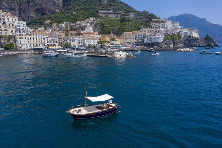 Amalfi: Boat Adventure Caves, Beaches, Snorkeling & Positano - Speedboat Legs and a Secret Stop: When the Day Feels Like It’s Flying