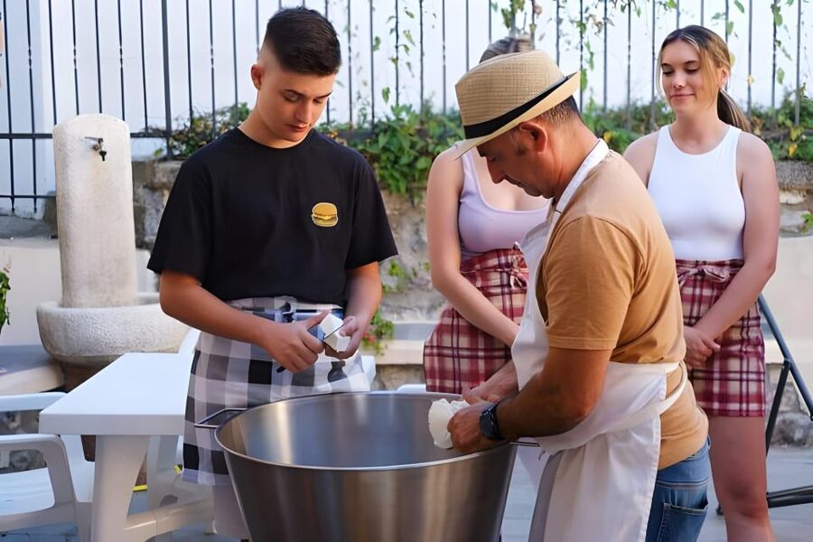 Amalfi Coast: Make Fresh Pasta, Mozzarella, & Tiramisù - Fresh Pasta With a Grandma-Style Approach
