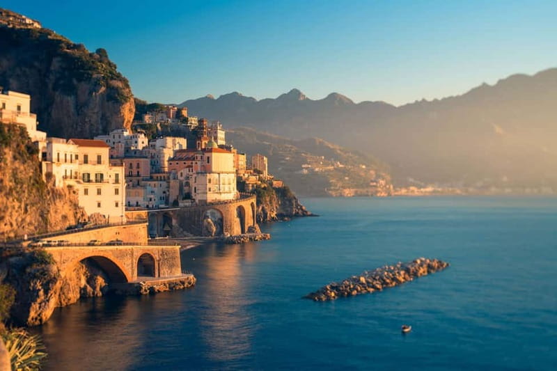 Amalfi: Sunset Boat Tour with Fruit and Drinks - Drinks, music, and why the small group matters