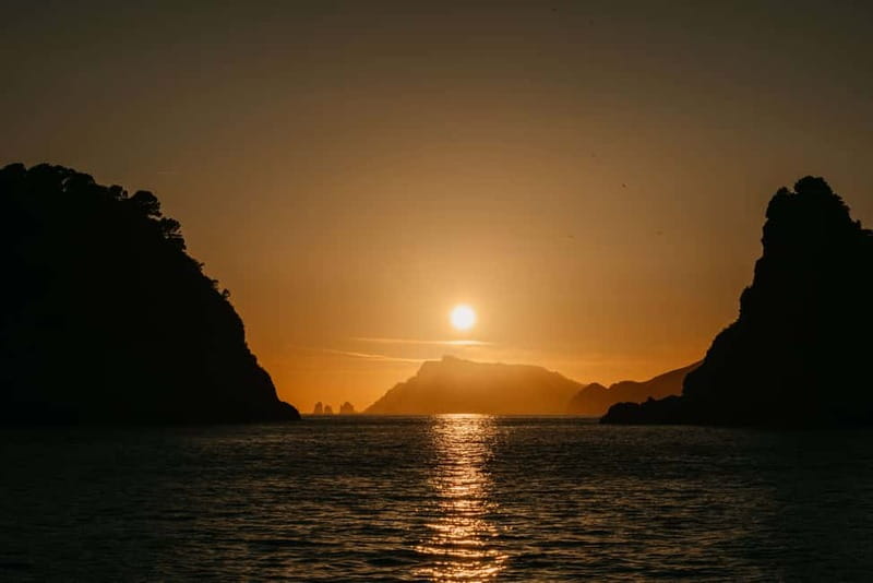 Amalfi: Sunset Boat Tour with Fruit and Drinks - Praiano swim break: the snorkeling is short, so do it right