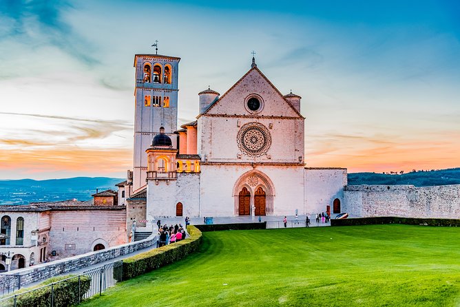 Assisi and Orvieto Guided Day Tour from Rome with Lunch - What makes this Assisi and Orvieto day tour a good one-day answer