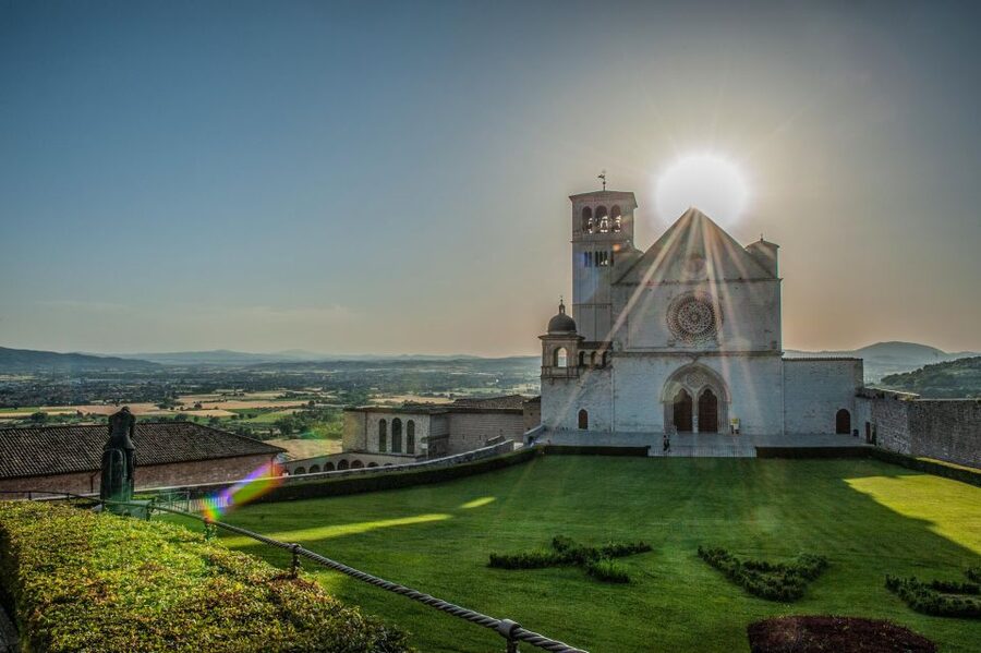 Assisi: Walking Tour with St. Francis Basilica Visit - The Route Ends Where the Story Feels Like It Lands: Piazza Inferiore di S. Francesco