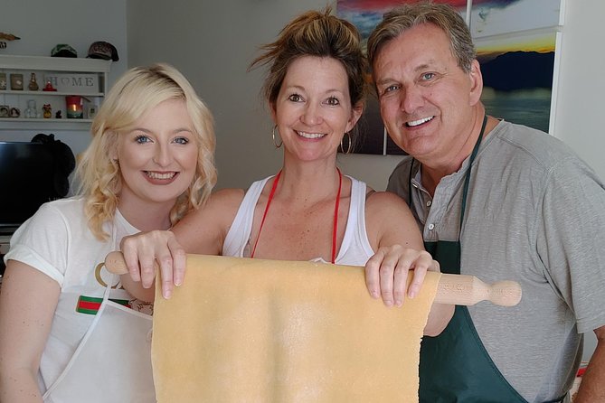 Authentic Cooking with Locals: Meal, Wine & Scenic Views - Praiano’s home-kitchen energy: what makes this cooking class work