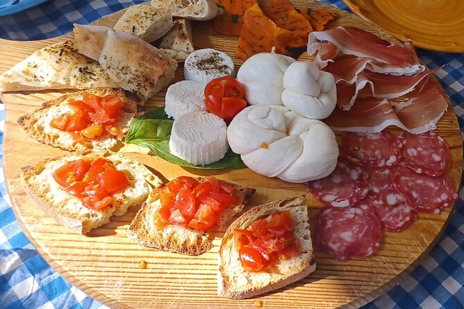 Authentic Farm Tour with Pizza, Cheese, Wine & Limoncello Tasting - Vineyard stop: wine tasting with real context