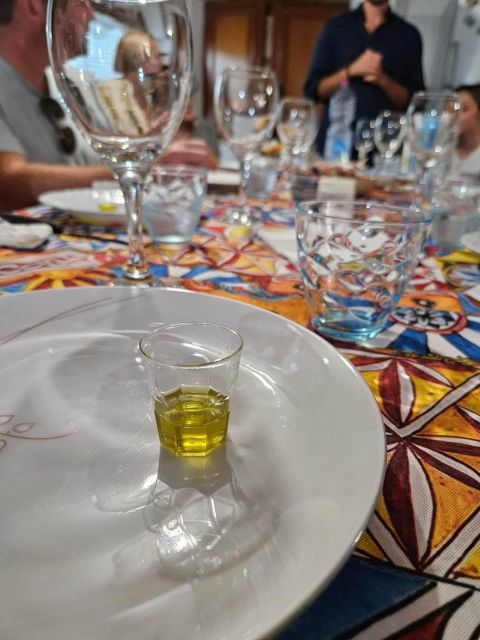 Balestrate: Olive Grove Tour with Wines & Olive Oil Tasting - The olive grove walk: learning olives, not just taking photos