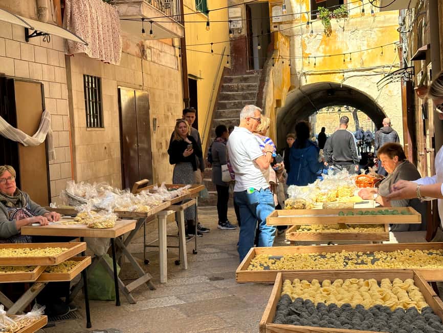 Bari: Pasta Experience Walking Tour - Bari’s alleys, hidden corners, and meeting real people (not just posing)