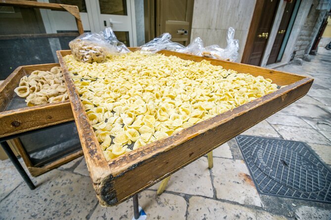 Bari’s Ultimate Street Food Tour - Small Group by Do Eat Better - Panzerotto at the Museo Civico Area: Hot, Golden, and a Little Addictive