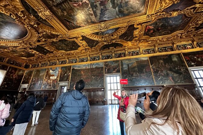 Best Of Venice: Saint Mark's Basilica, Doges Palace with Guide and Gondola Ride - Piazza San Marco Stop: Bell Tower Exterior Views and Porticoes