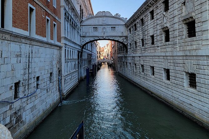 Best Of Venice: Saint Mark's Basilica, Doges Palace with Guide and Gondola Ride - Gondola Ride on Venice’s Canals: How the 5-Person Limit Changes the Experience