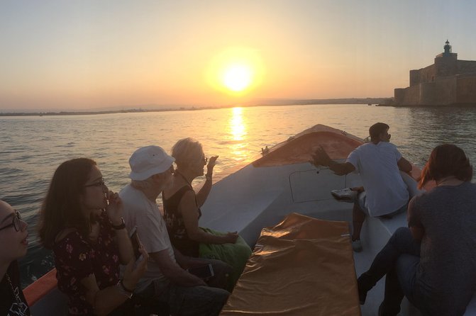 Boat tour of Ortigia Island and sea caves - The Core Experience: Circumnavigating Ortigia Island From the Sea