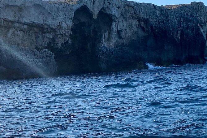 Boat tour of Ortigia Island and sea caves - How Much Time You Really Get: 45 Minutes to 1 Hour 20 Minutes