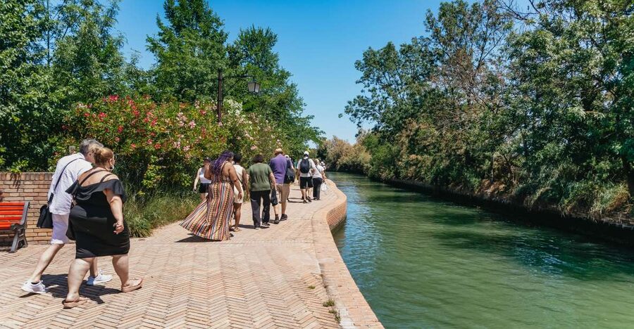Boat Trip: Glimpse of Murano, Torcello & Burano Islands - Murano Glassblowing: What the Factory Visit Gives You