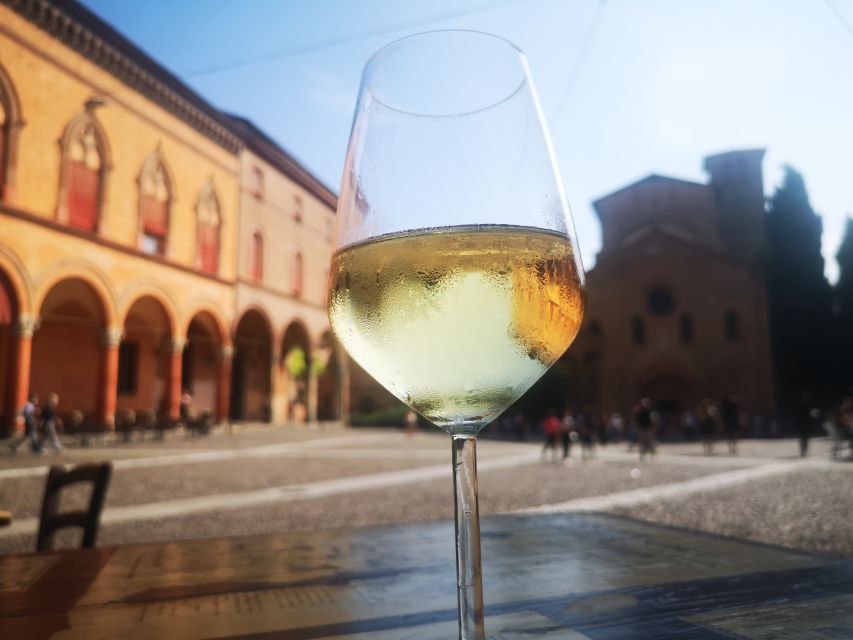 Bologna: City Center Guided Wine Walking Tour - Colli Bolognesi wines, plus what you will actually learn