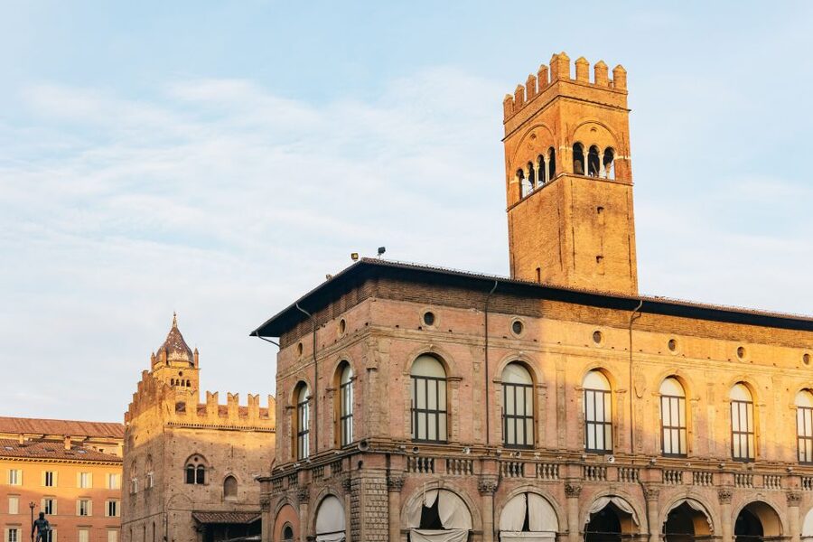 Bologna: City Center Walking Tour - Quick hits before you book