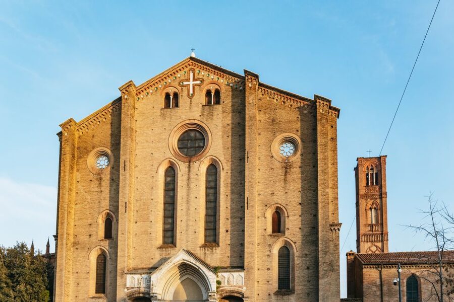 Bologna: City Center Walking Tour - Meeting in Bologna’s centro storico: start points that shape your route