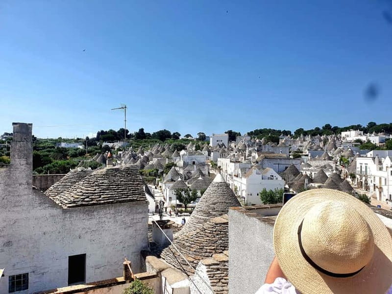 Brindisi: Alberobello, Locorotondo & Ostuni Tour with Brunch - Pickup in Brindisi or Ostuni, then a comfy 9-seater van ride