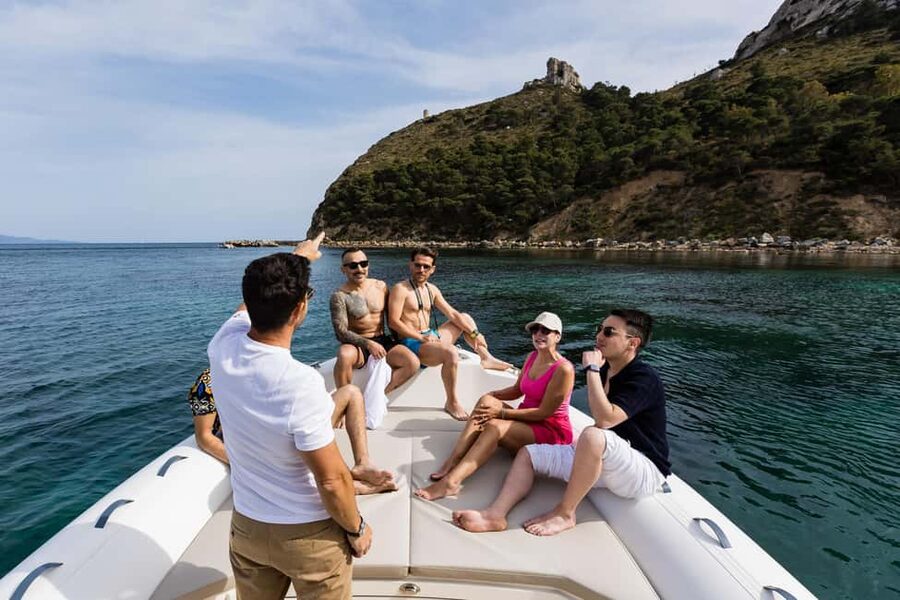Cagliari: Coastline Cruise with Drinks and Snorkeling - The included drinks: small, but they set the tone