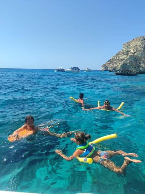 Cagliari: Devil's saddle boat tour, 4 stops and prosecco - Where you meet: Marina di Sant’Elmo to dock D