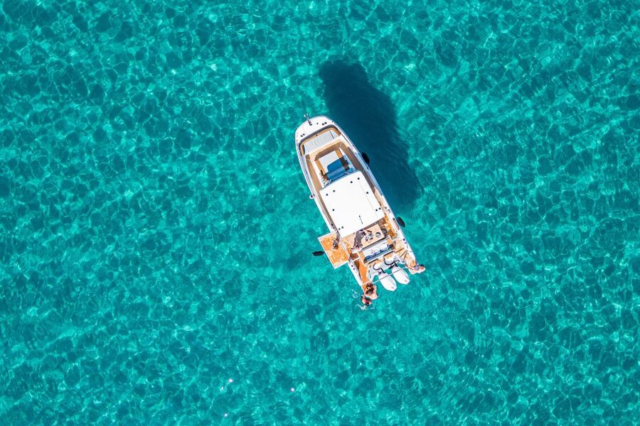 Cagliari: Luxury Motorboat Tour with 3 Swim Stops & Wine - Sea conditions, wind, and when to book morning vs afternoon