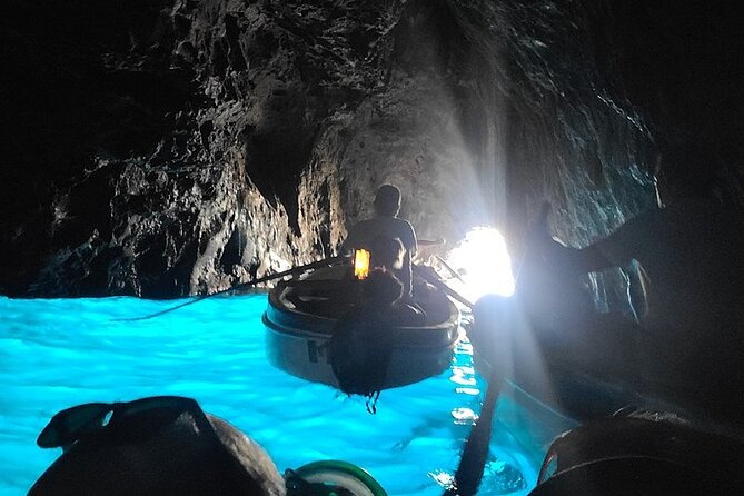 Capri Blue Grotto Small-Group Boat Day Tour From Sorrento - Onboard comfort and drinks, from prosecco to outdoor shower