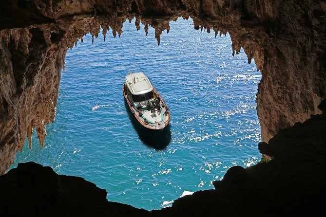 Capri Boat Tour from Sorrento: Swim, Grottos & Light Lunch - Setting Off From Sorrento: The Pace, The Port, The People