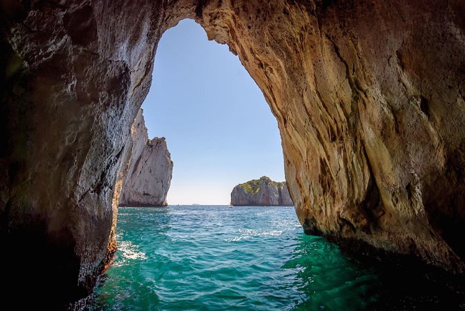 Capri Boat Tour from Sorrento: Swim, Grottos & Light Lunch - Swimming and Snorkeling Breaks: What’s Included, What You Should Bring