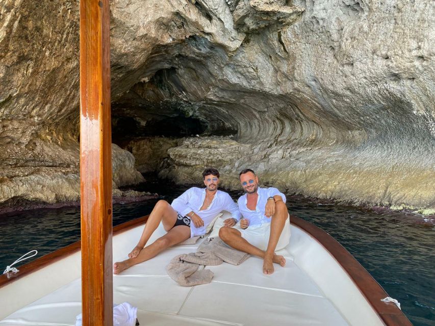 Capri: Island and Grottos Boat Cruise with Snacks and Drinks - How the 2-hour timing feels in real life