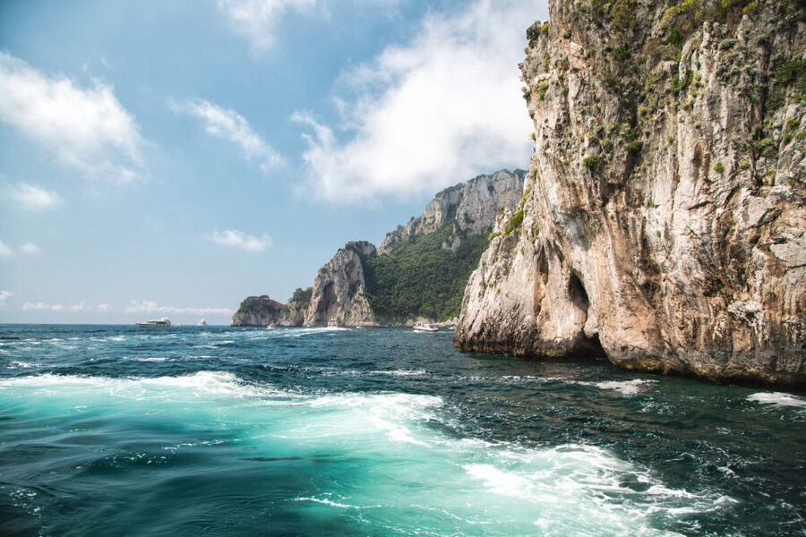 Capri: Island Sightseeing Tour with Blue Grotto Stop - Blue Grotto Stop: The Ticket Cost and the Timing Reality