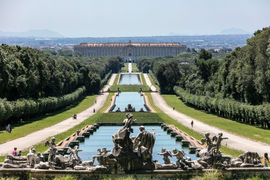 Caserta: Royal Palace of Caserta Guided Tour - Inside the 1752 origin story, apartments, and the royal theater