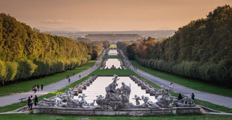 Caserta: Small-Group Royal Palace Tour - Skip-the-line tickets and small-group flow inside the Reggia