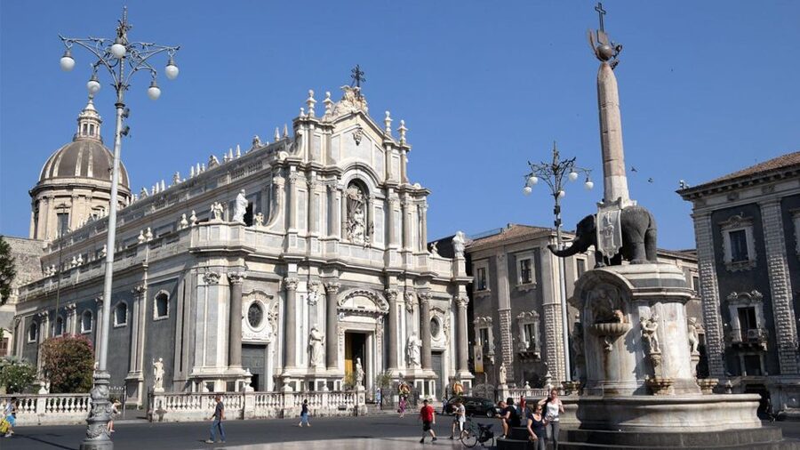 Catania: City Highlights Walking Tour - Piazza Vincenzo Bellini Theatre and Piazza San Placido to close strong