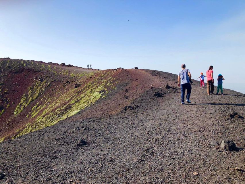 Catania: Etna Morning Excursion with Tasting and Pickup - Valle del Bove and the 1991 lava stream: where the story becomes real