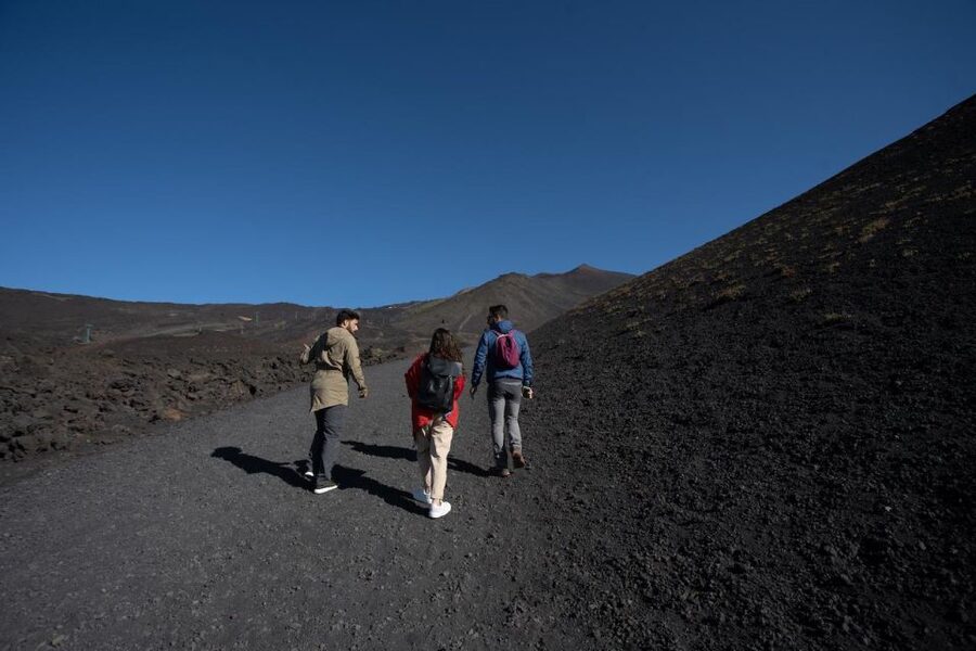 Catania: Etna Morning Excursion with Tasting and Pickup - Zafferana Etnea break: wine tasting and local snacks