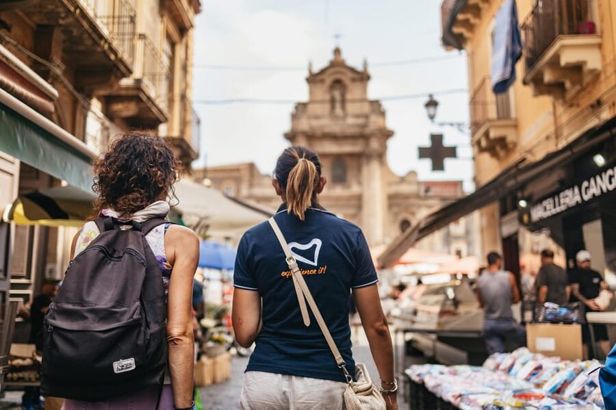 Catania: Guided Street Food Walking Tour - Fried Fish Cone or Horse-Meat Meatballs: The Signature Choice