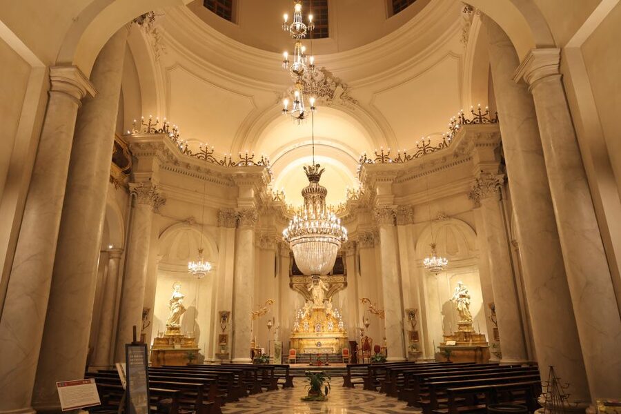Catania: Opera Concert - Tribute to Vincenzo Bellini - Getting there and settling in for a 90-minute operatic hit