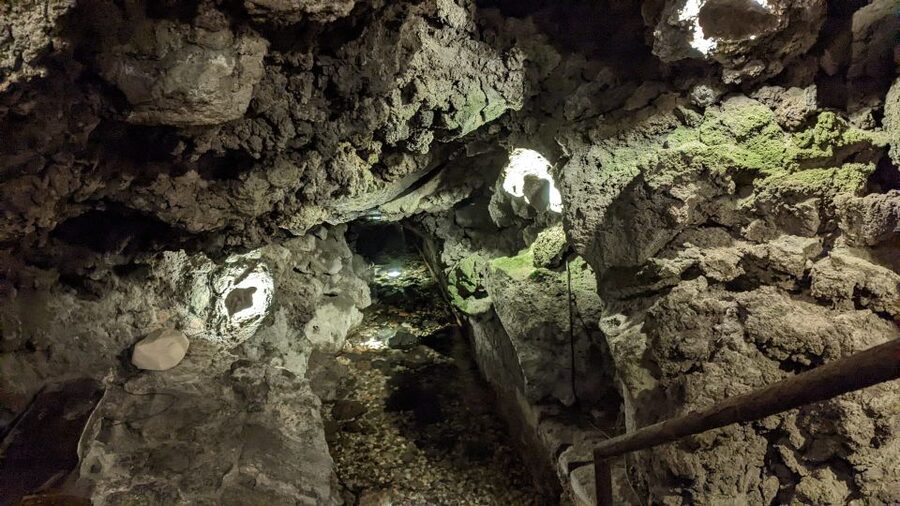 Catania: Underground Catania Tickets and Guided Tour - Meeting by the Black Amphitheater, Then Walking Into the Real Center