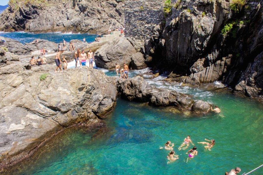 Cinque Terre: Hybrid Boat Tour with Swimming Stop - The swimming stop: why these coves feel worth it