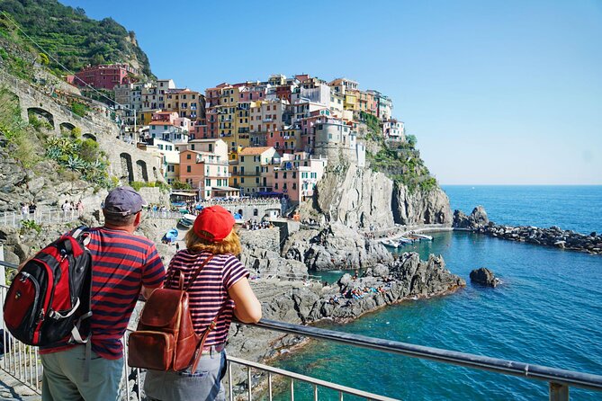 Cinque Terre Small Group or Private Day Tour from Florence - Headed Toward Cinque Terre: Tuscany Views and the Role of a Driverguide