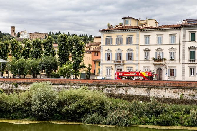 City Sightseeing Florence Hop-On Hop-Off Bus Tour - A simple way to get your bearings in Florence, without committing to one route