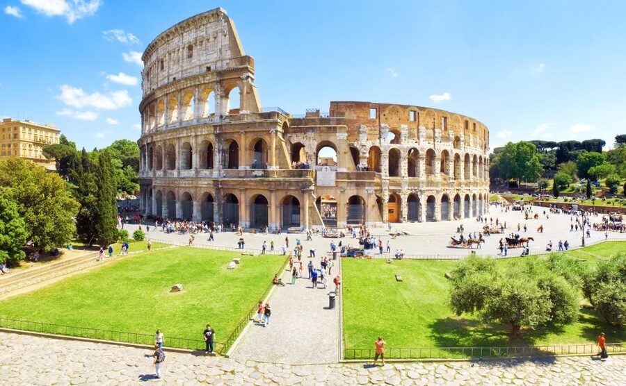 Colosseum Arena, Forum & Palatine Hill Guided Tour - Crowds, timing, and photo strategy for a 2.5-hour day