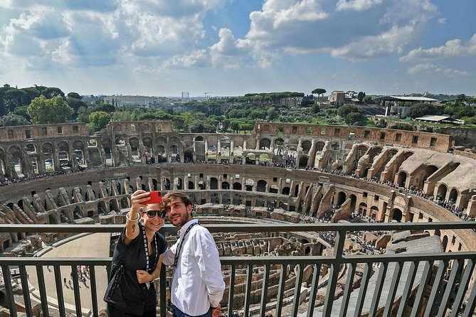 Colosseum Express Guided Tour and Ancient Rome Admission Included - Palatine Hill: The Neighborhood That Became the Center