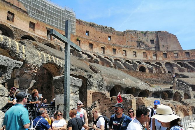 Colosseum Guided Tour - Entering the Colosseum and getting real sightlines fast