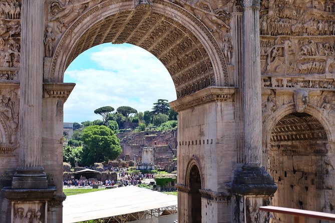 Colosseum, Roman Forum & Palatine Hill Guided Tour - Guide factor: why Carolina, Giulio, Julio, Marco, and Ken keep showing up