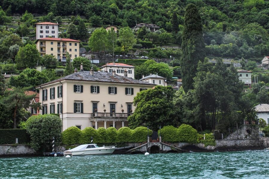 Como: Lake Como Shared Boat Tour - Five-star shorelines: Hotel Sereno and the Mandarin Oriental area